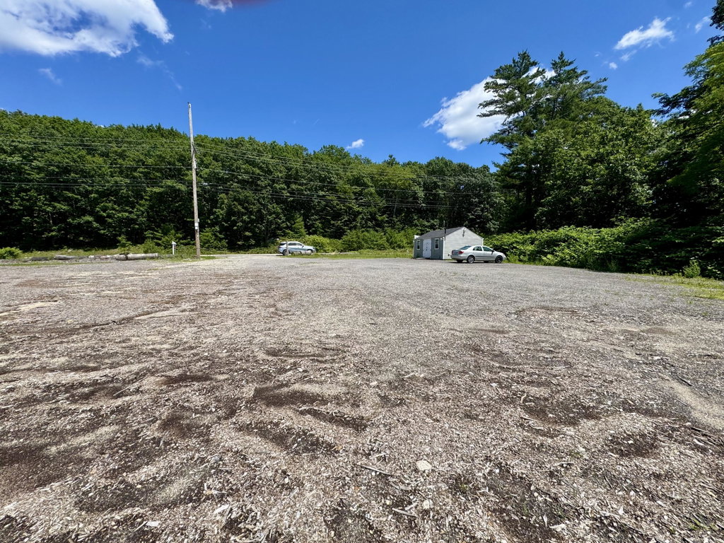 132 Roosevelt Trail Windham