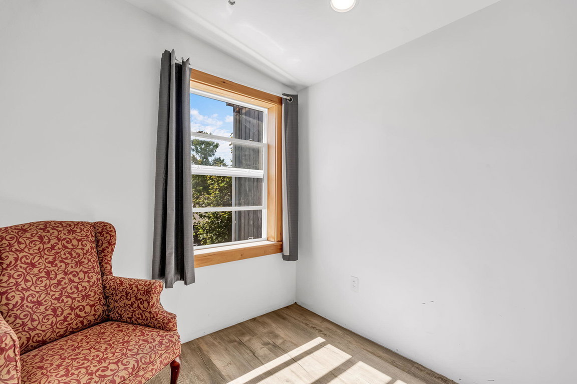 15-web-or-mls-14-cottage-st