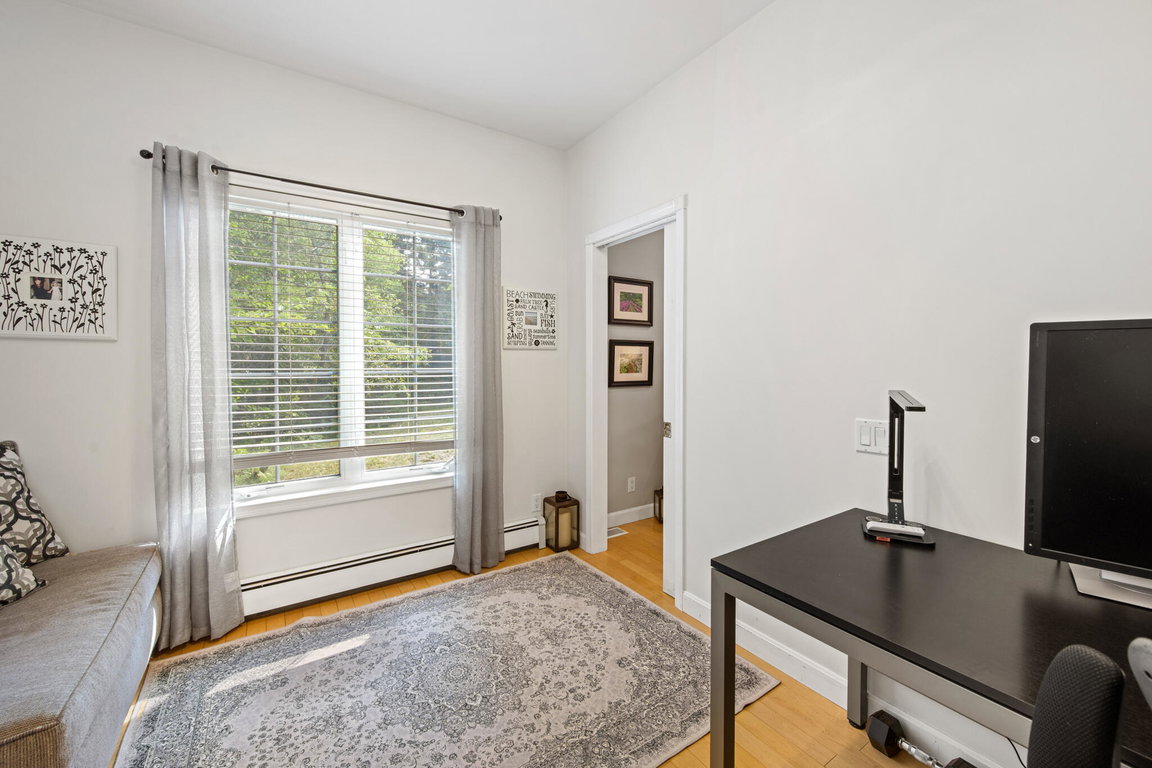 Office / Bedroom Main