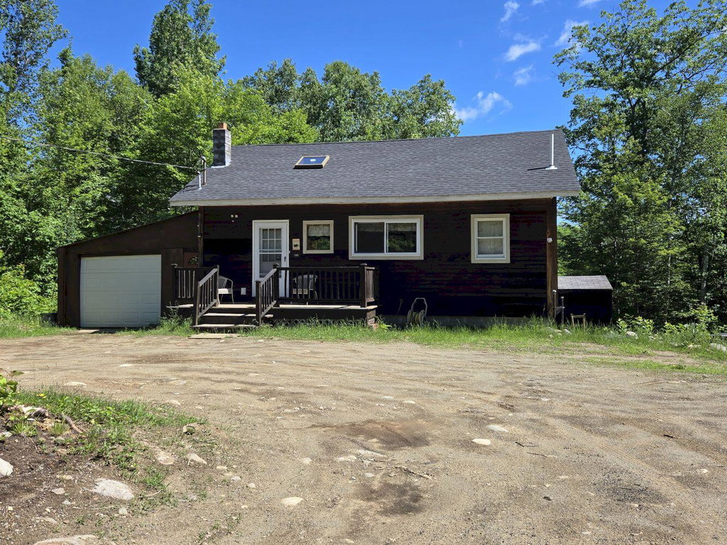 139 Carrabassett Road New Portland