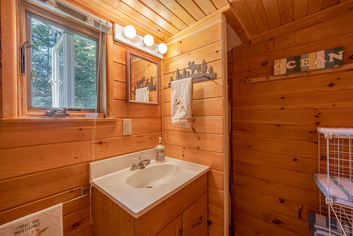 Cottage Bathroom