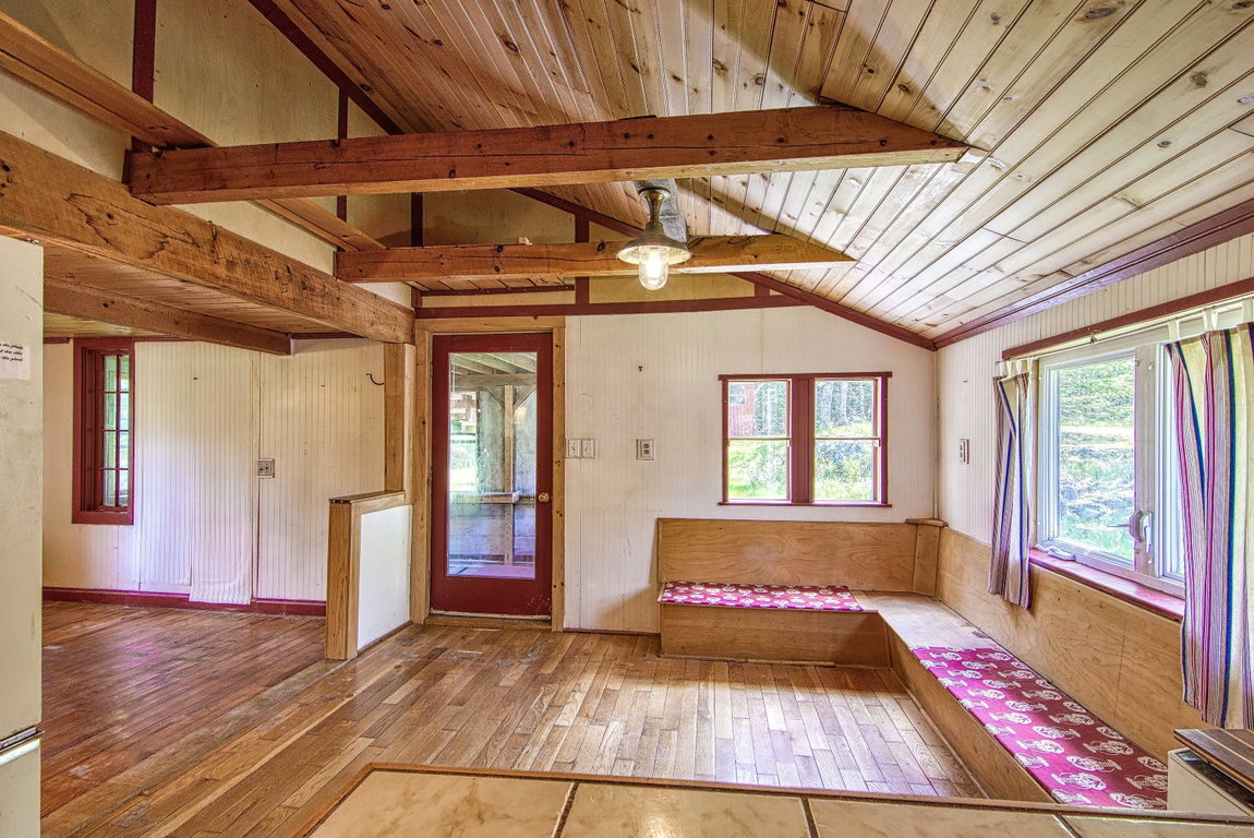 005-002-DSC 9574-2996x2000