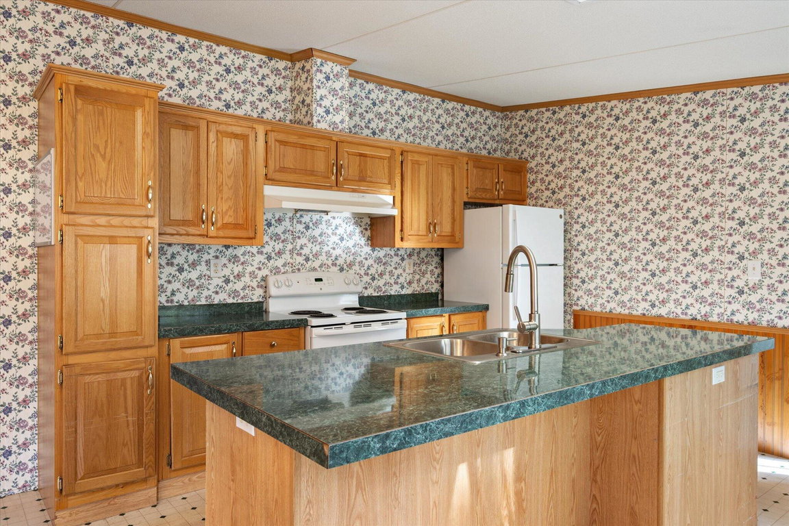 10-Kitchen