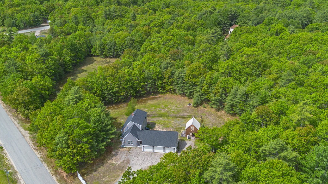 12 Fair Wind Drive Standish