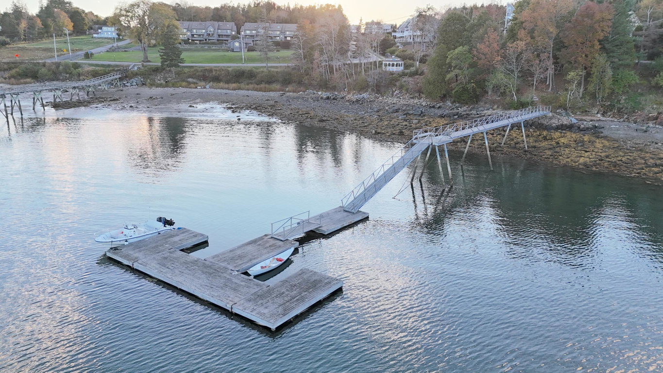 dock 2