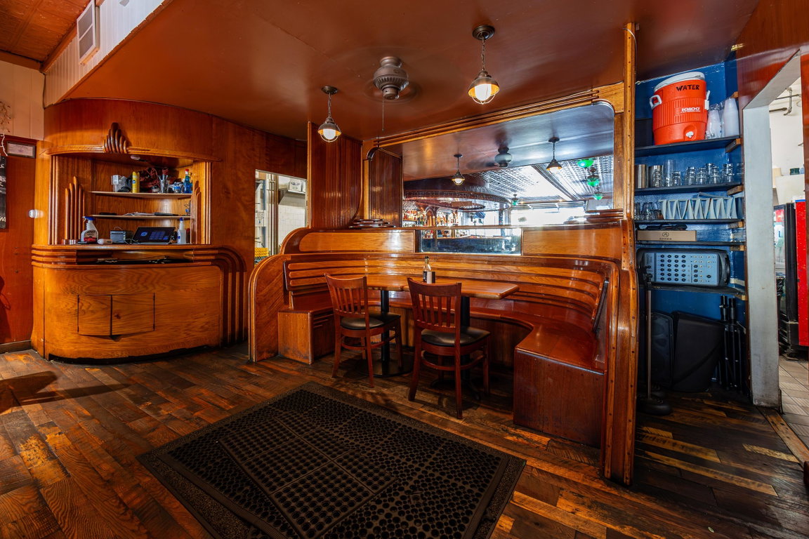 Finback-Interior-7