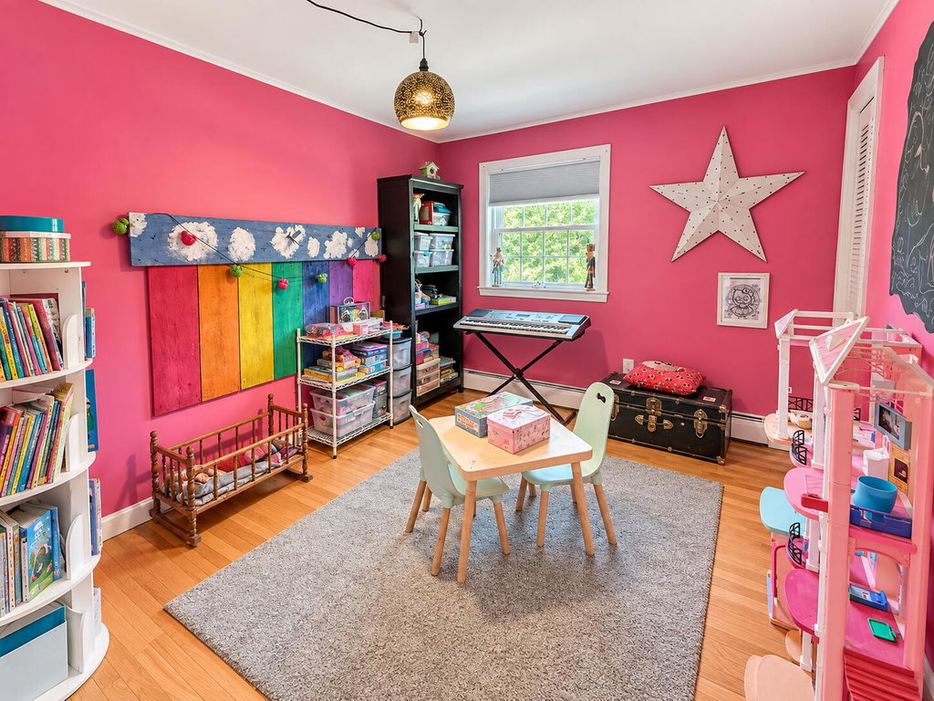 Bedroom 2z