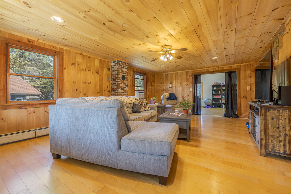 15-219 Eggomoggin Road-DTP