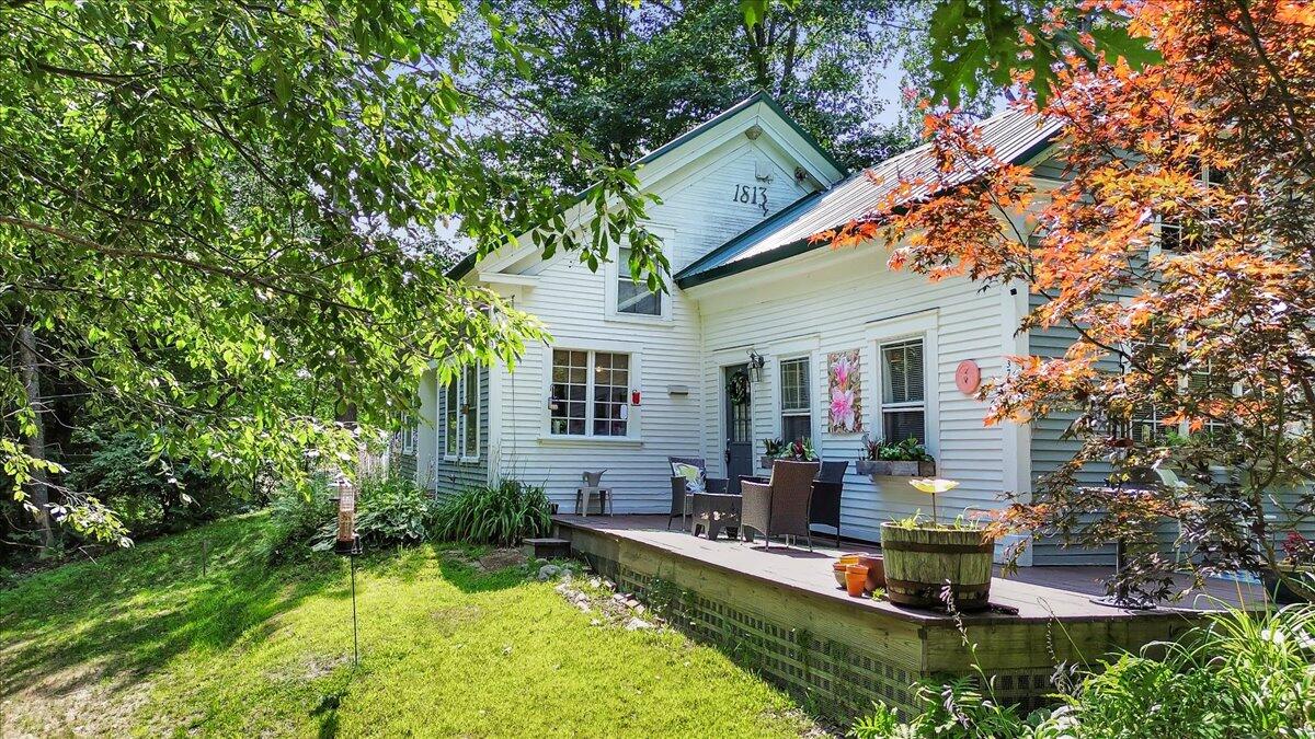 375 Swan Lake Avenue Monroe