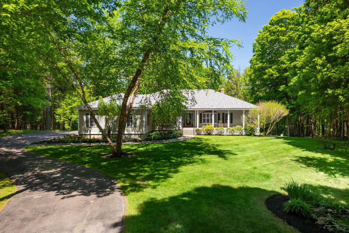 33 Buck Drive Eliot