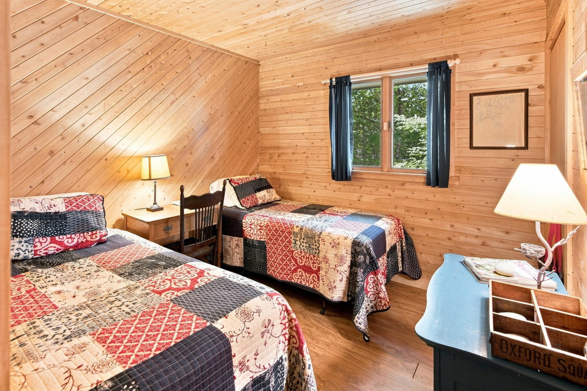 Bed 1