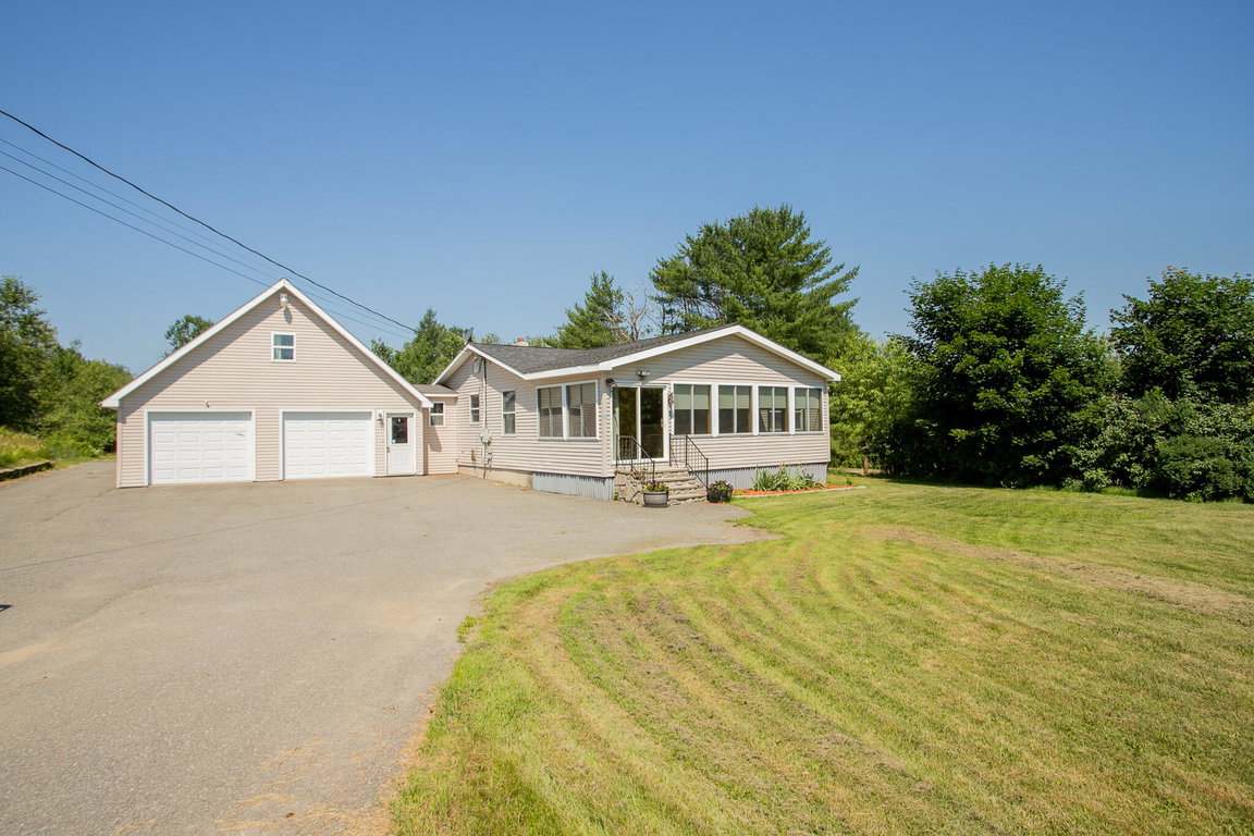 1238 Pushaw Road Glenburn