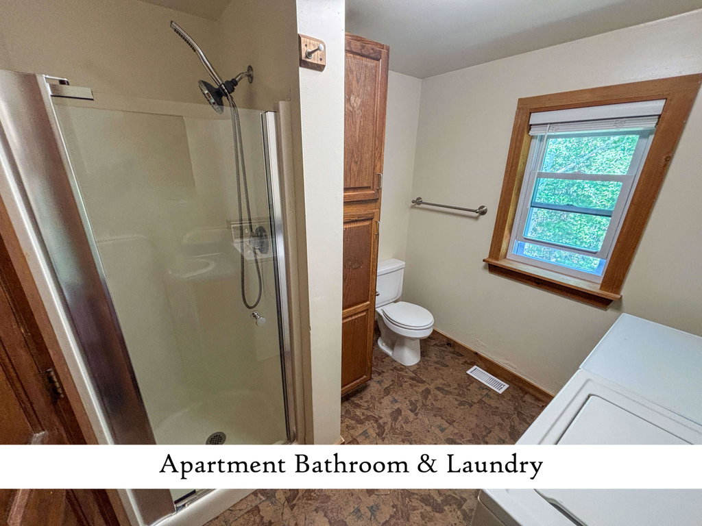 Apartment Bathroom (1), label