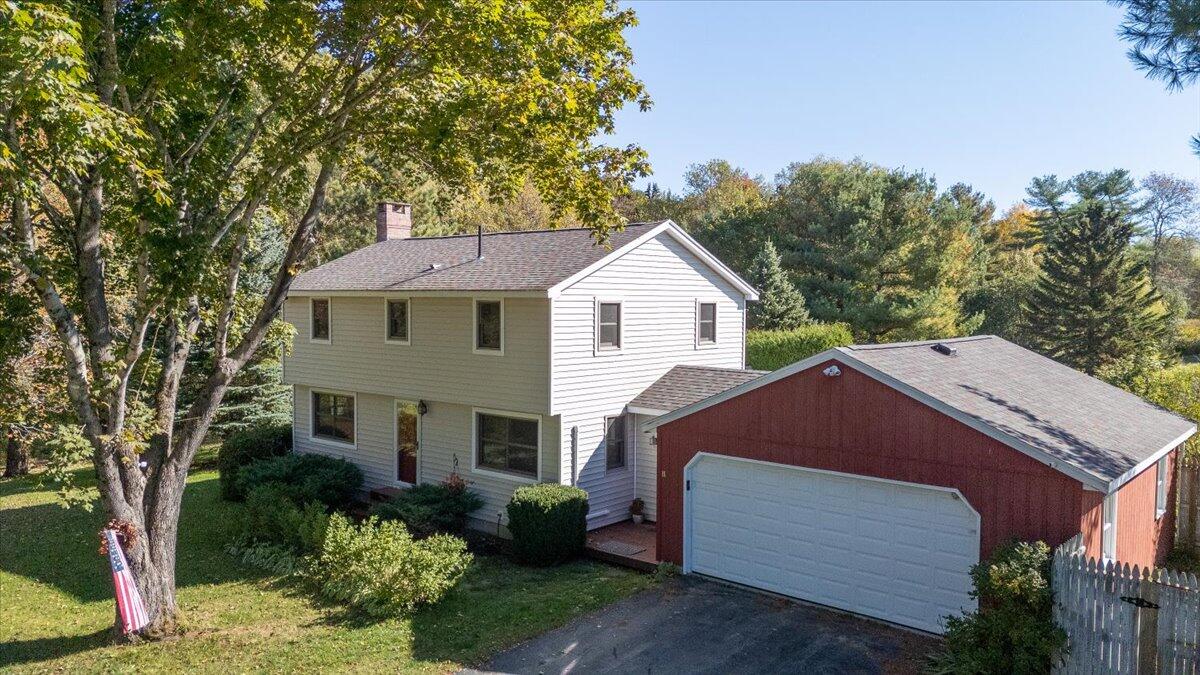 11 Sunnyfield Lane Warren
