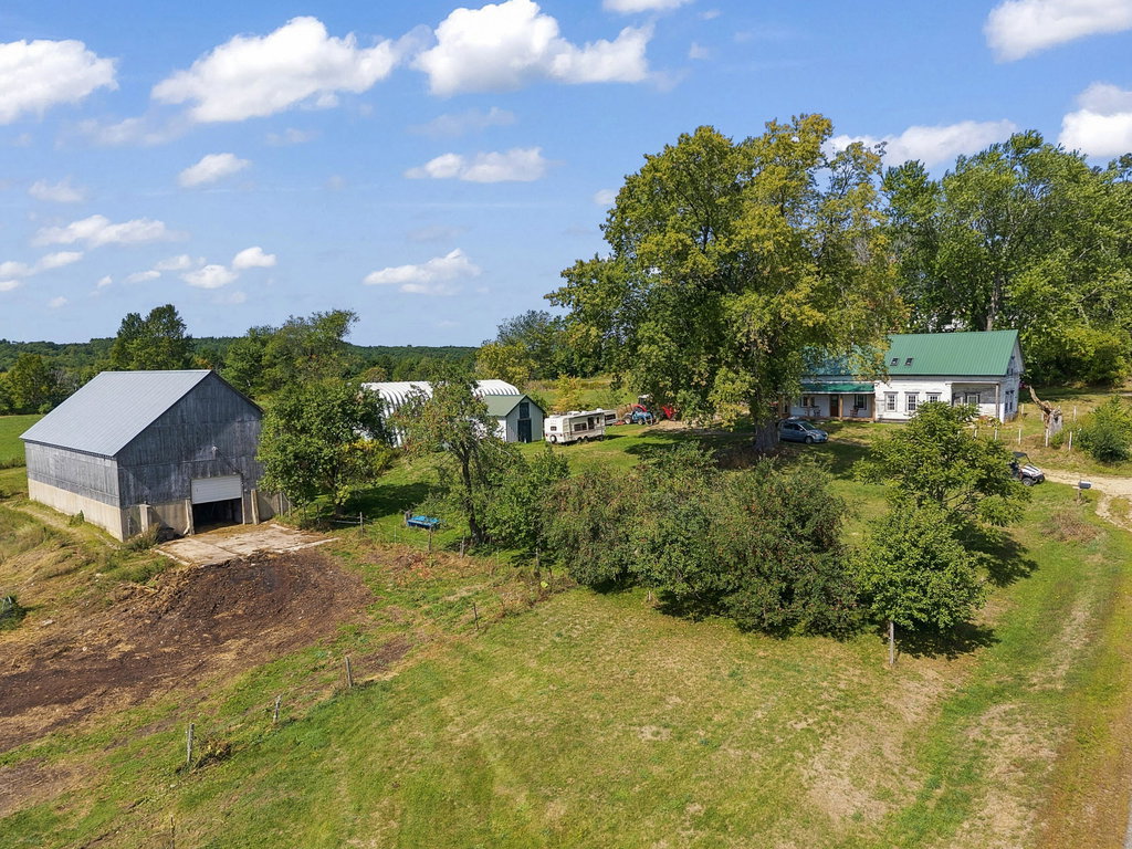499 Stevenstown Road Litchfield
