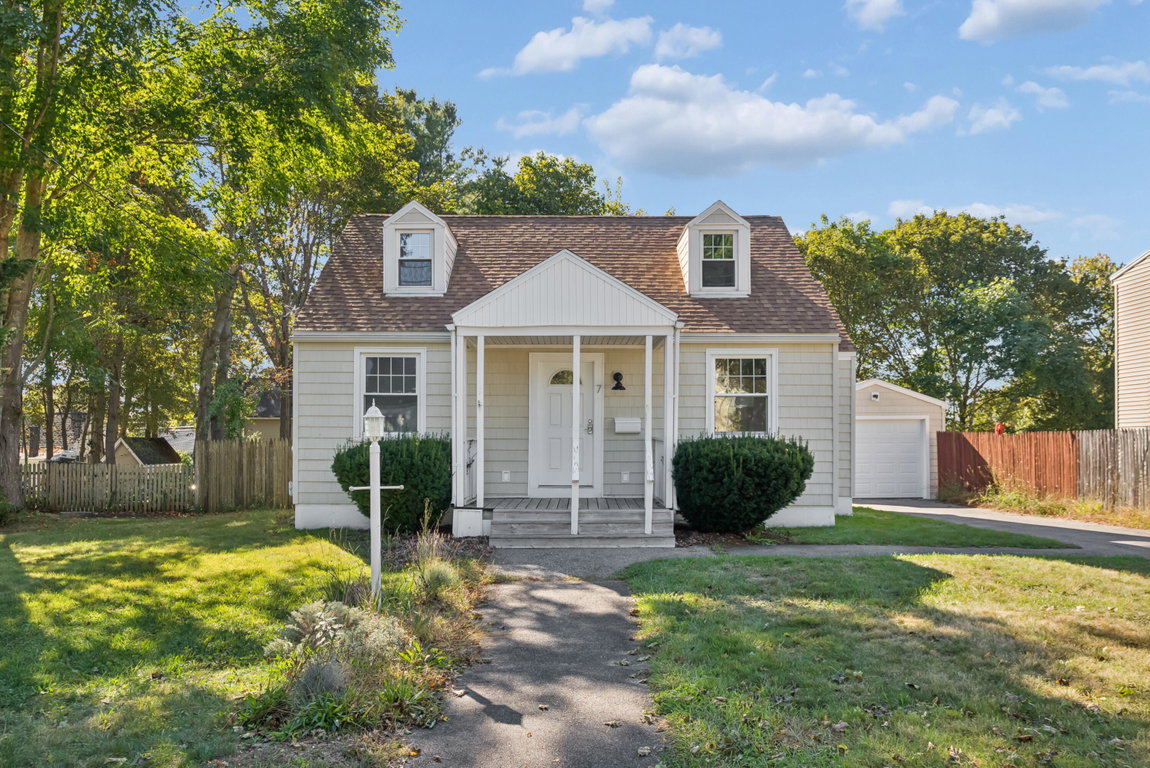 7 Farm Hill Road Cape Elizabeth
