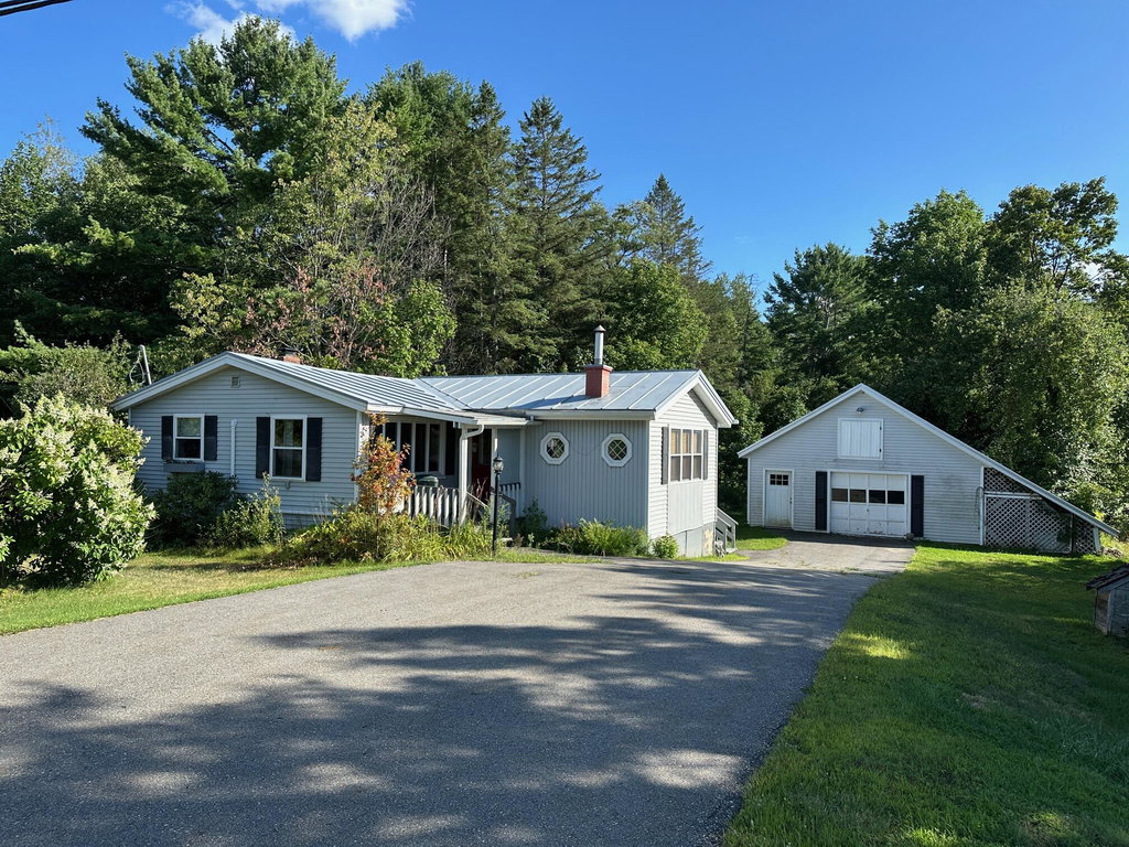 1027 Main Street Palmyra