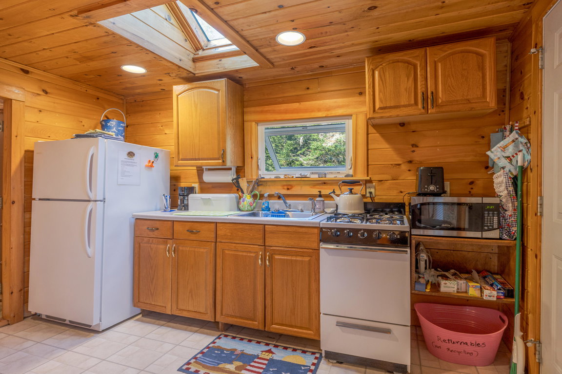 Cottage Kitchen