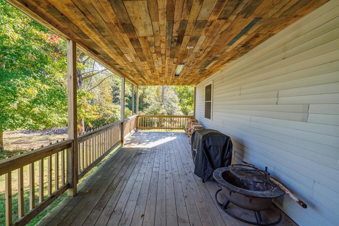 22-219 Eggomoggin Road-DTP