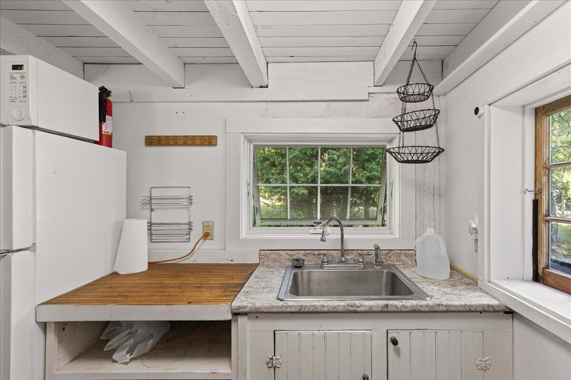 17-521 Morgan Bay Rd-43