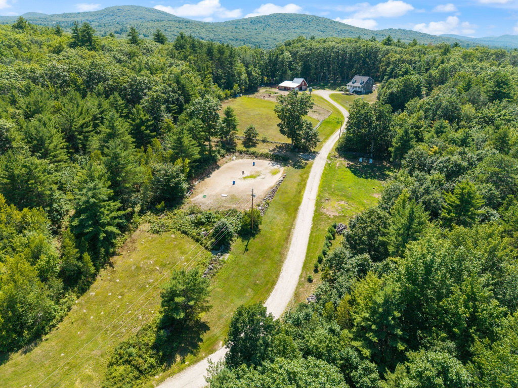 2082 Pequawket Trail Hiram