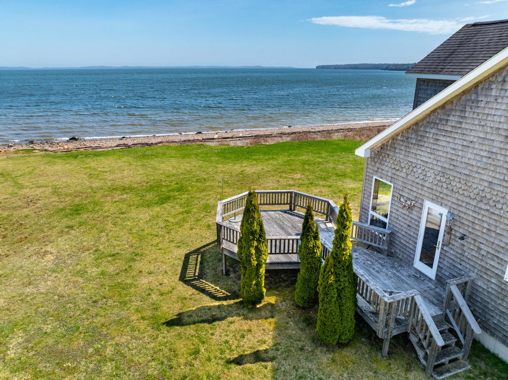 22 Seaview Lane Robbinston
