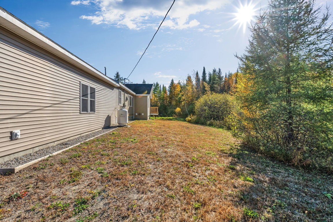 30-web-or-mls-1212-eastbrook-rd