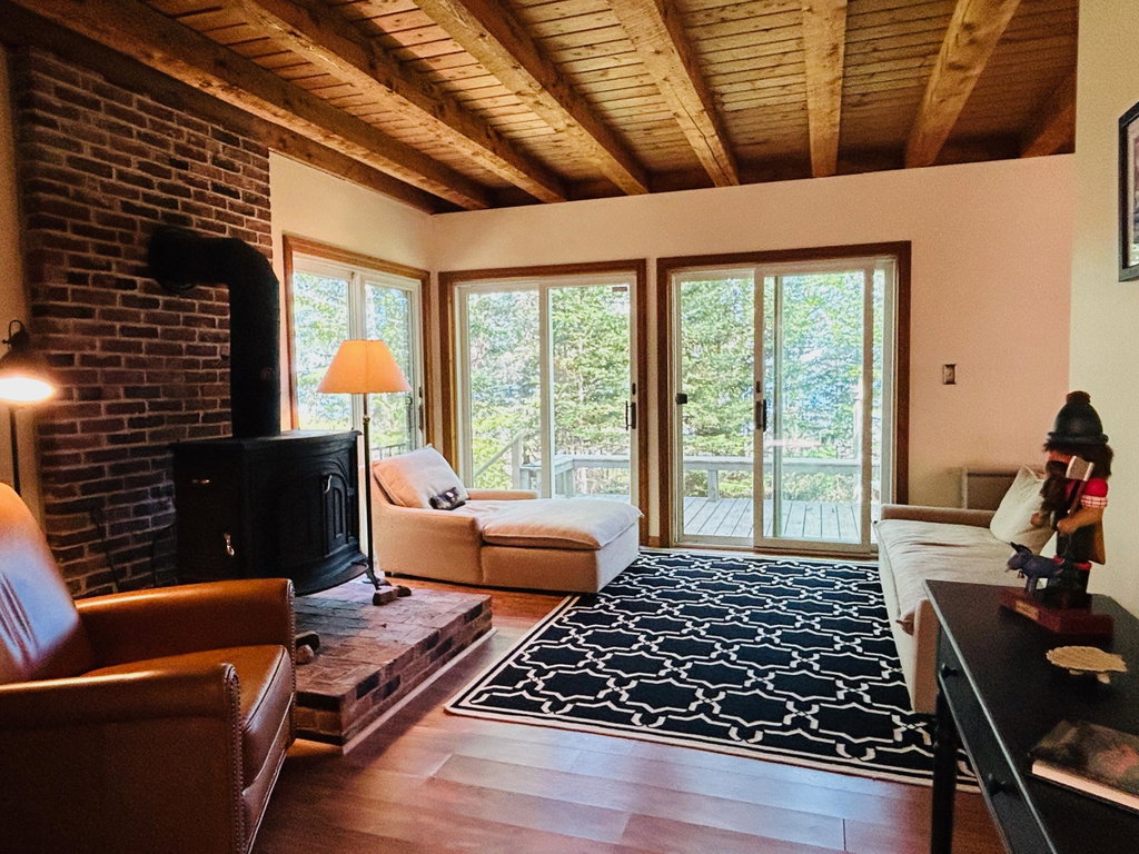 Den & Deck