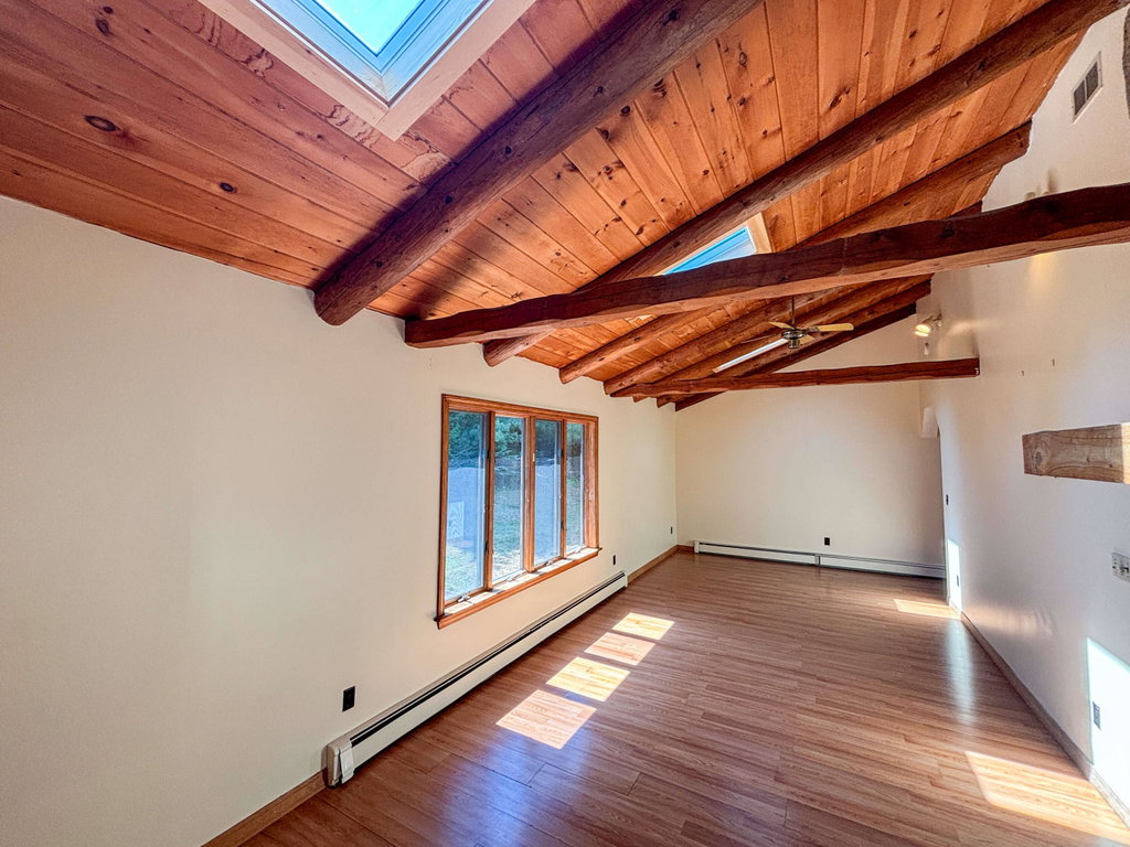 Living Room (7)