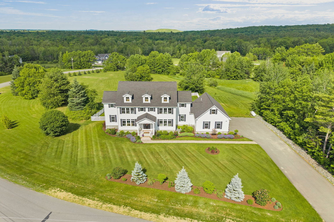 124 Dunton Circle Hampden