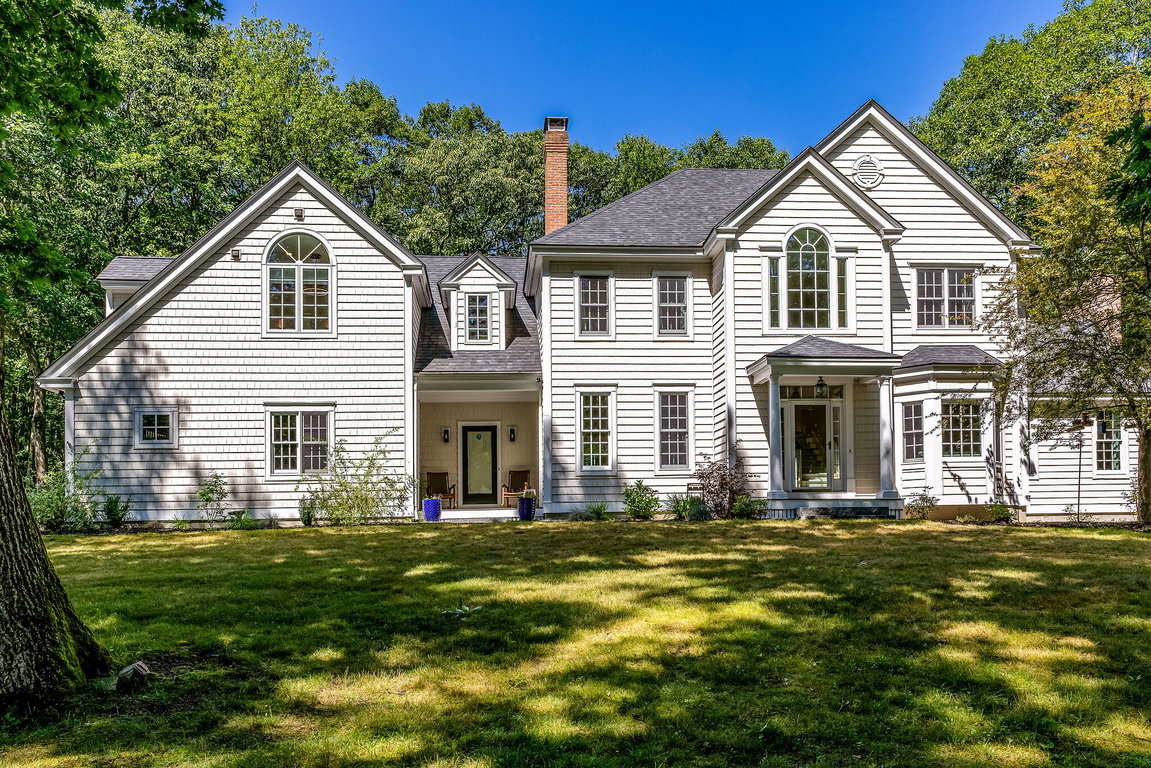 18 Ledgewater Drive Kennebunk