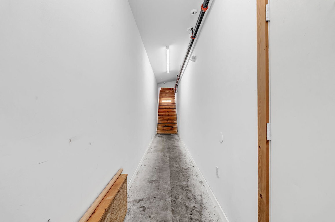 22-web-or-mls-14-cottage-st