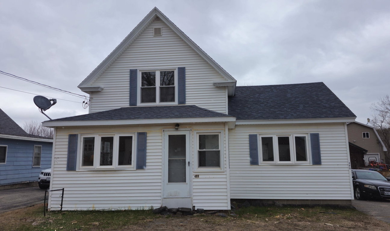 499 Aroostook Avenue Millinocket