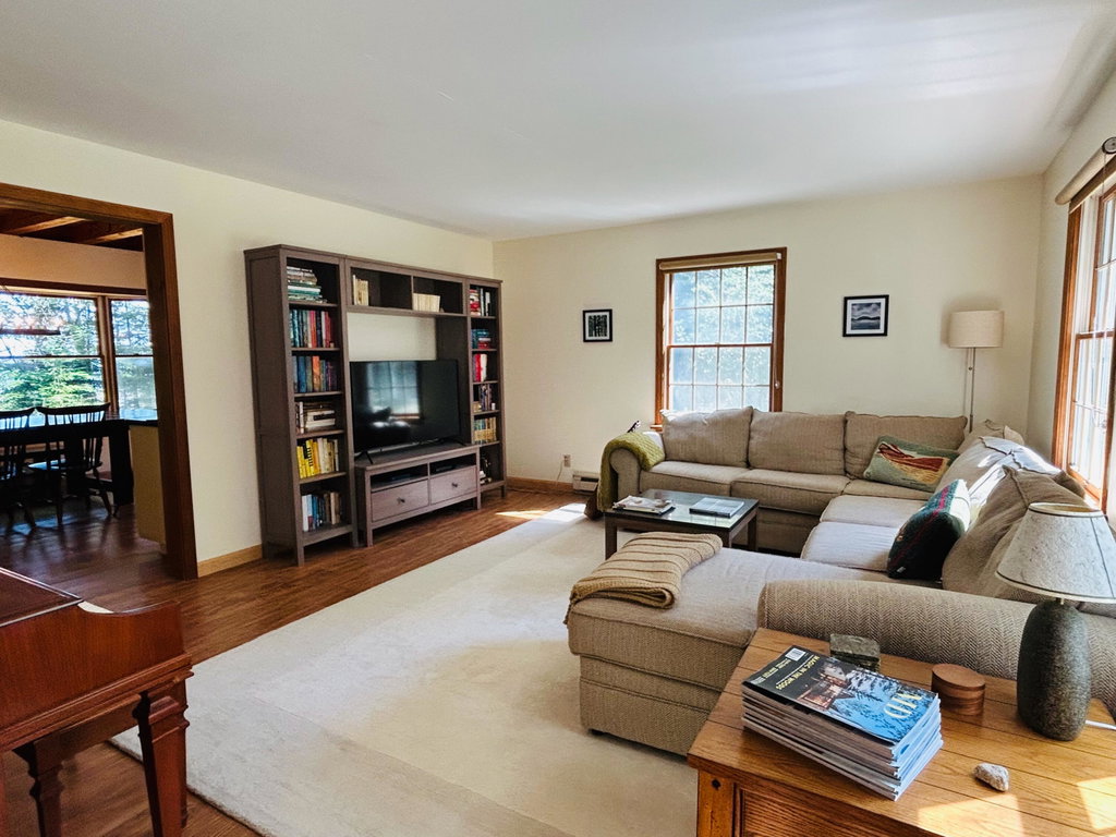 Living room 2