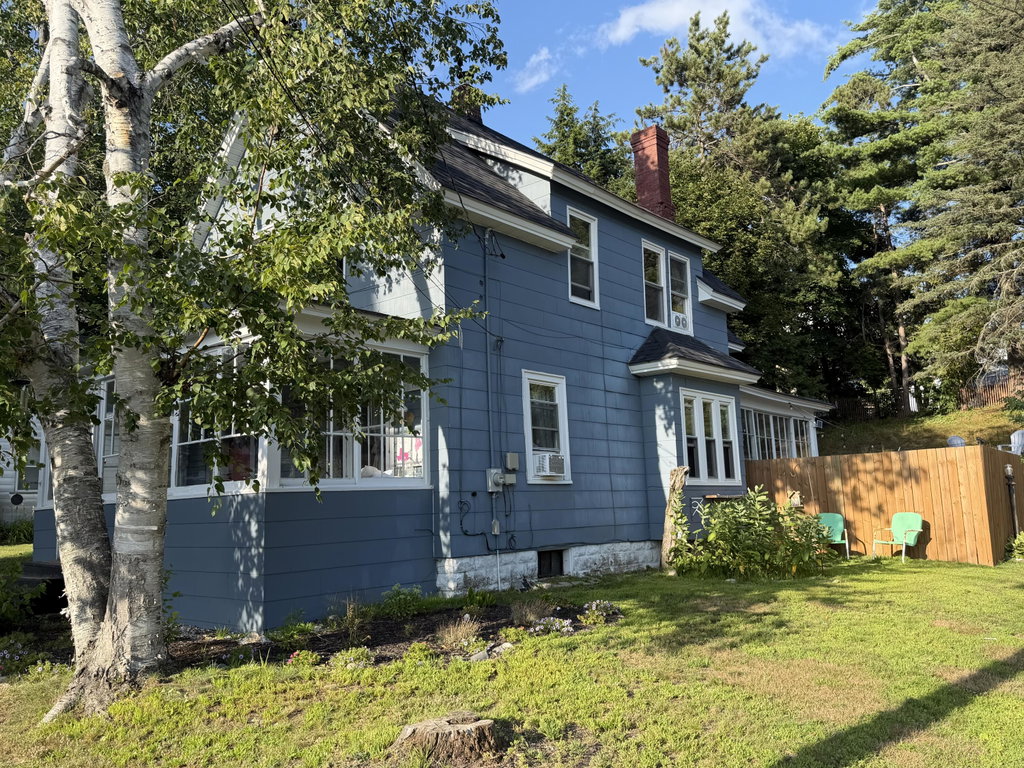 69 Maine Avenue Millinocket