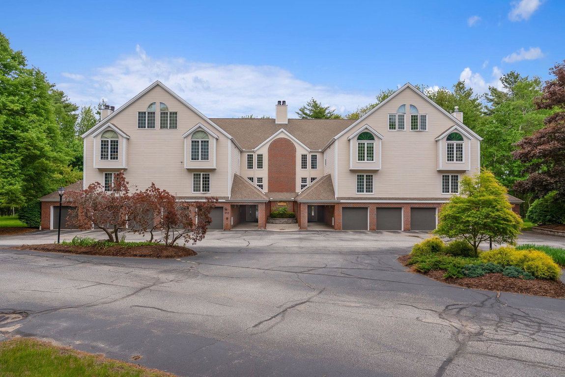 2 Schooner Ridge Road Bath