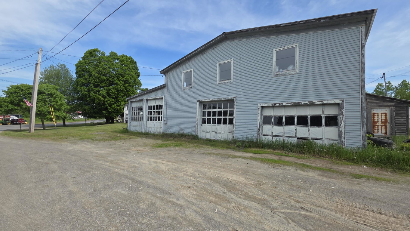 31 Depot Street Thorndike