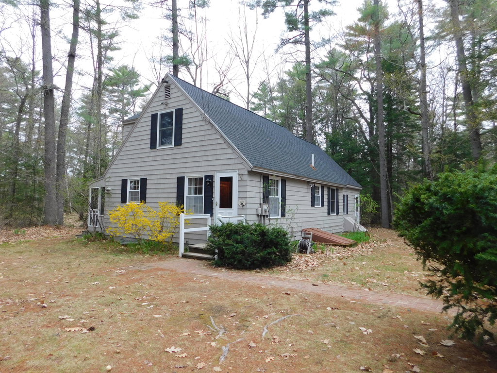 15 Lakeview Drive New Gloucester